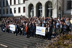 Speed-Dating - Rotary Clubs St.Gallen - 139 SchülerInnen - 60 RotarierInnen